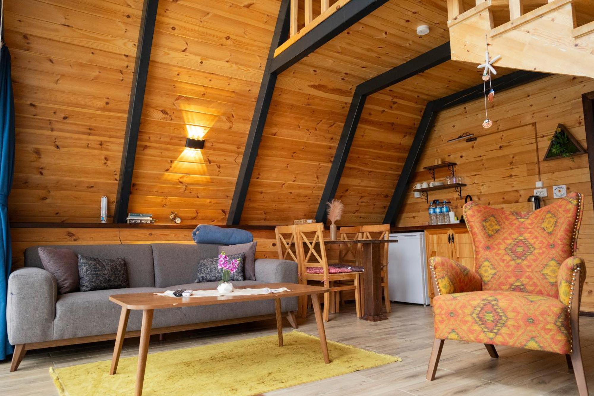 Teona Kartepe Bungalov エクステリア 写真