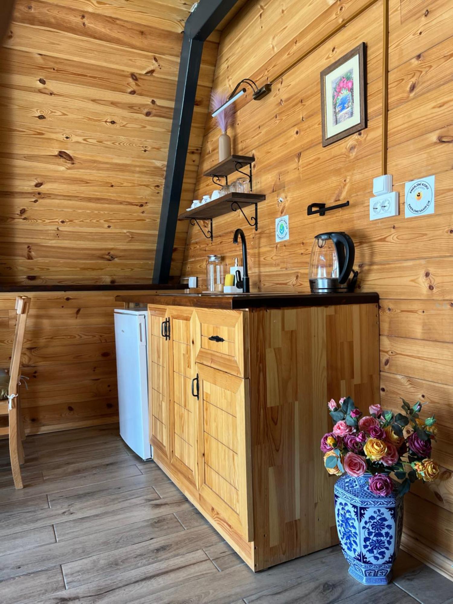 Teona Kartepe Bungalov エクステリア 写真